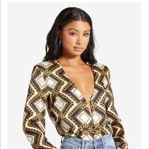 🌟 Chain Link Bodysuit 🌟